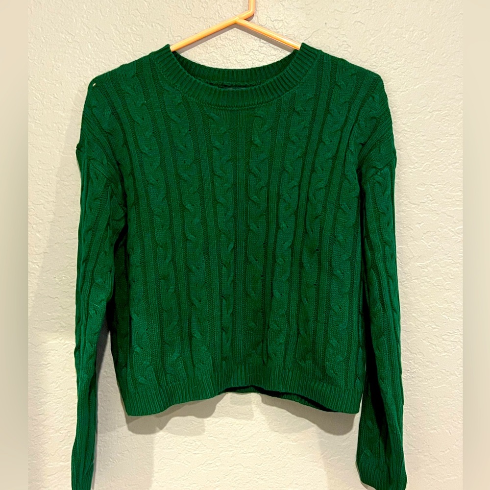 Women’s cropped sweater